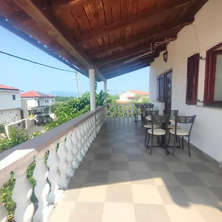 Apartament Furjan