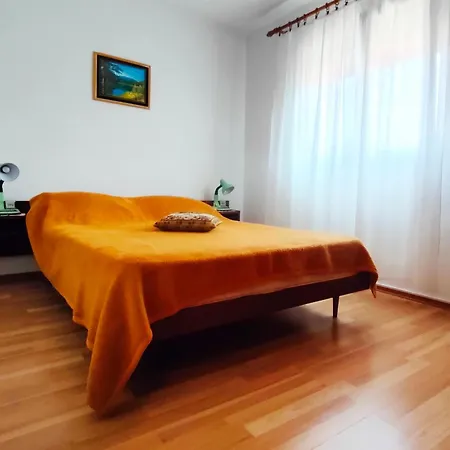 Apartament Furjan *