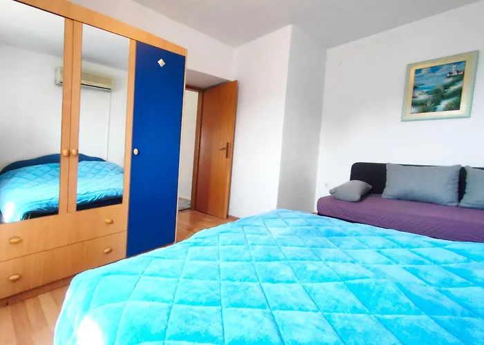 Furjan Apartment
